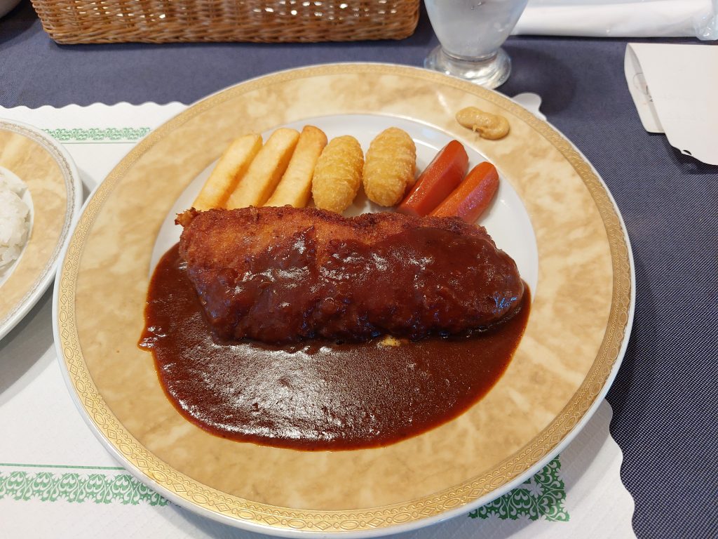 ビストロアデンチキンカツ